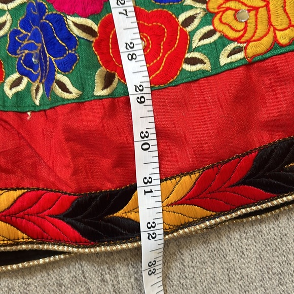 Very beautiful chaniya choli I have same piece in size 32 and 36 also - Picture 8 of 10